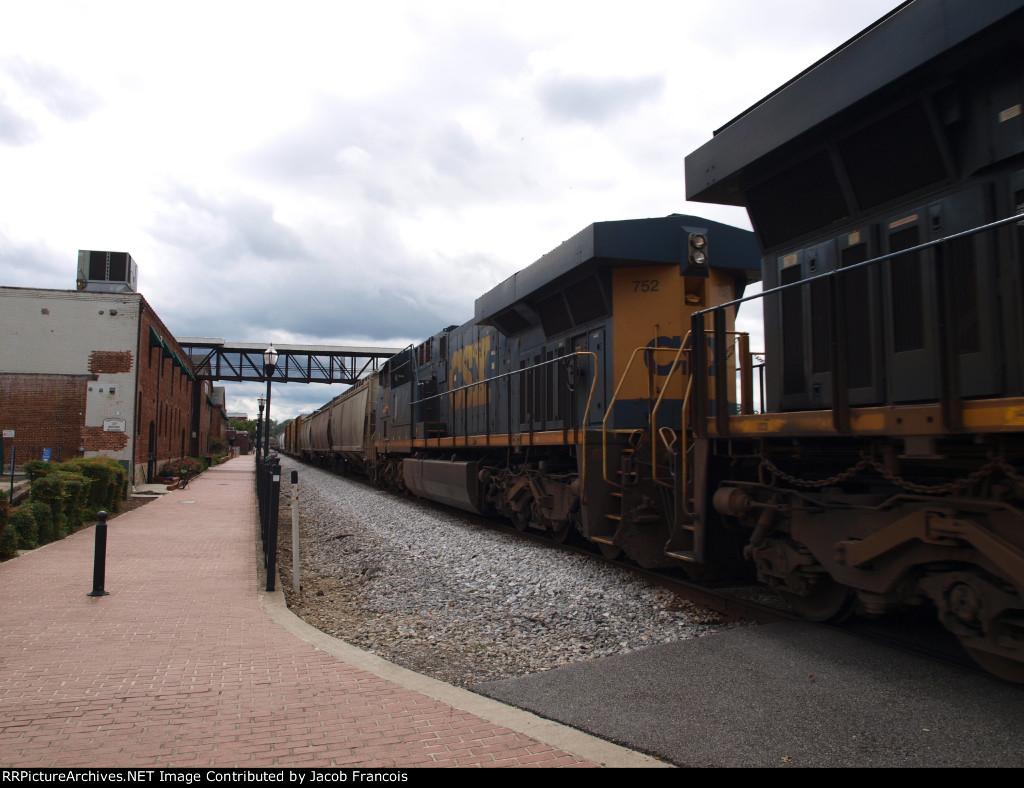 CSX 752